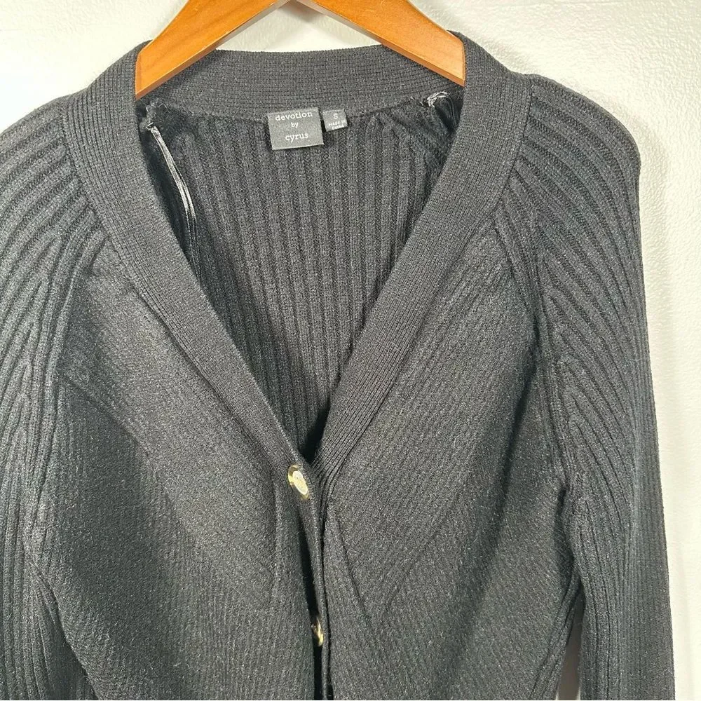 Devotion By Cyrus Black Ribbed Button-Up Chunky Cardigan Sweater Size Small Chic